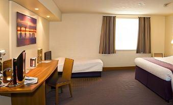 Premier Inn Leamington Spa Town Centre