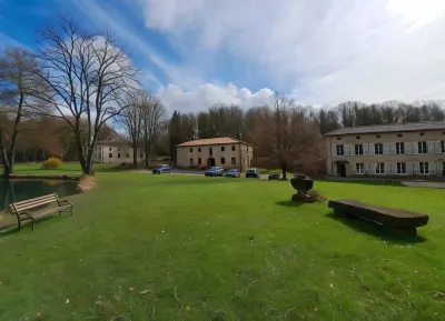 Lodge Hôtel de Sommedieue Verdun Hotels in Fresnes-en-Woëvre