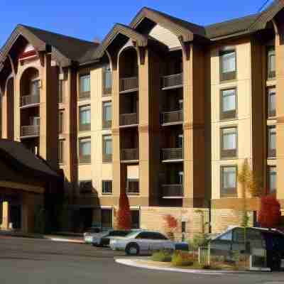 Hampton Inn & Suites Coeur d' Alene Hotel Exterior