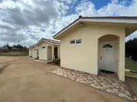 Cabañas Colibri Hotel dekat Avenida Lopez Mateos