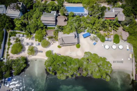 Aura Hotel Barú Отели в г. Baru