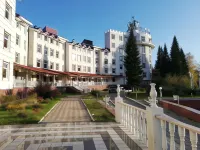 Korona Altaya Hotels near Manzherok, Kurort