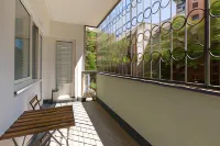 Premium Crown Suites