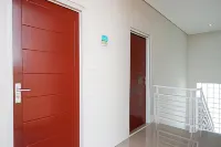 RedDoorz Near Rsud Margono Purwokerto 3 Hotels in Purbalingga