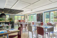 Kyriad Direct Evreux Hotels in Saint-Vigor