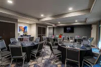 Four Points by Sheraton Charlotte - Lake Norman Hoteles en Huntersville