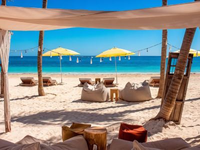 The Fives Oceanfront Puerto Morelos