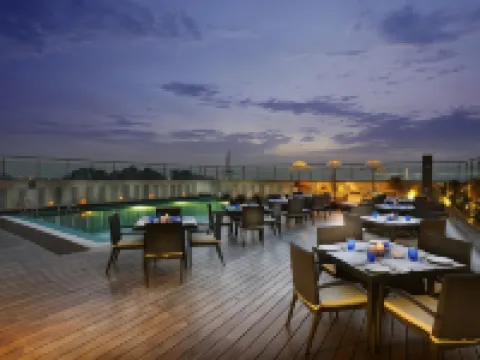 Mahagun Sarovar Portico Suites Hotels in Ghaziabad