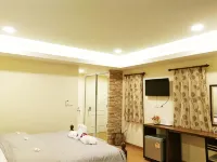 The Vintage Residence