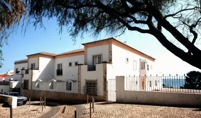 Baluarte da Vila Apartments Hoteles cerca de Museu Municipal Dr. Jose Formosinho