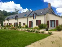 La Pommeraie Hotels in Crevin