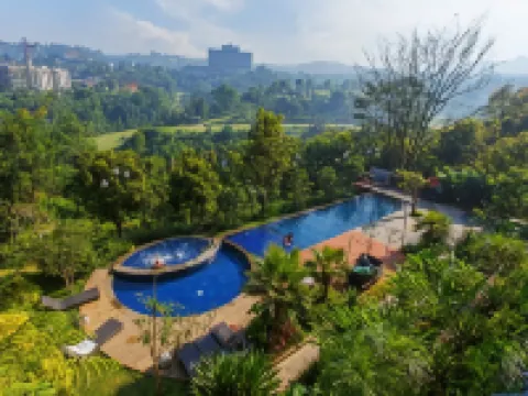 Clove Hotel Bandung Hotéis em Cimenyan