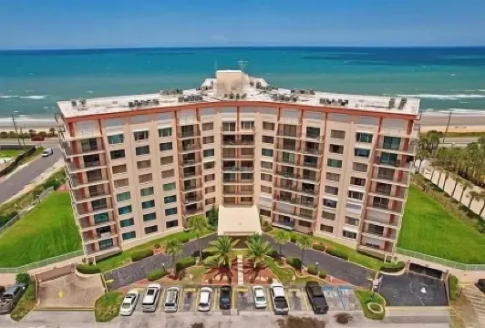 Quiet oceanfront condo with inter coastal water view. Pet friendly under 30 lbs