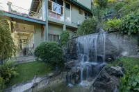 The Albatross, Kandy - Vila