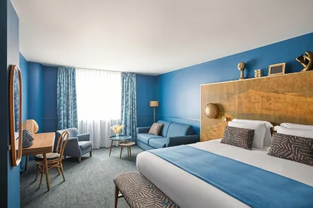 Hotel Indigo Bordeaux Centre Chartrons Отели рядом с достопримечательностью «Palais Gallien»