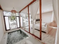 Siam Beach Resort - Hot Tub