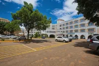 Sirikwa Hotel - parking