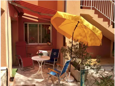 Panoramic Sea View, Air Conditioned Apartment with Pool , Walk to Beach & Town,
