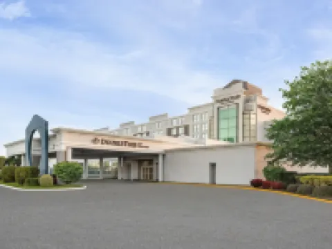 ダブルツリー バイ ヒルトン ホテル ノーフォーク エアポート ノーフォークのホテル