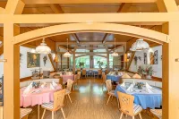 Parkhotel Crombach - breakfast