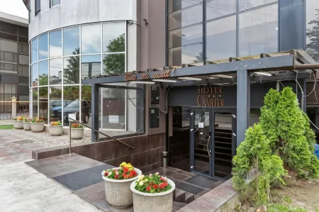 Hotel Charter Otopeni Отели в г. Мовіла