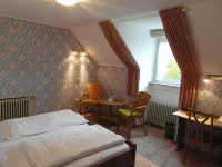 Hotel Ritschlay Hotel dekat Ernzen