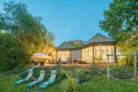 Parkhotel Diani Hotels in GroBposna