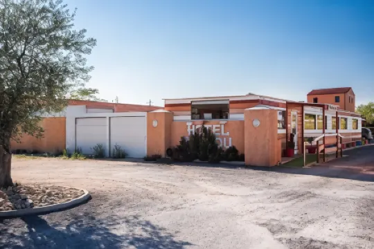 オテル アカジュー