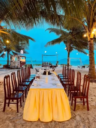 Tan Son Nhat Con Dao Resort Отели рядом с достопримечательностью «Пуло-Кондор»