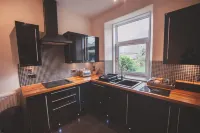 Stylish and Spacious Two Bed in Aberdeen's West End - Condos