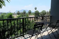 C Cha-Am Hotel - Mountain view