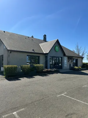 Campanile Sable Sur Sarthe - Vion Hotels in Asnieres-sur-Vegre
