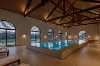 Domaine du Roncemay - Hôtel, Restaurants, Spa & Golf Hotels in Saint-Maurice-le-Vieil