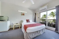 Camelot Motel