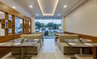 Hotel Grand Indu,Kolhapur Hotels in Toap