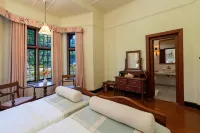 Bluechip Leisure Summerhill Bungalow Hotels in Кандапола