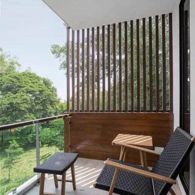 Reiz - Private Residence Hotels near Bann Kang Wat