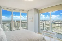 A Breathtaking Oceanview High Rise Luxury Condo!