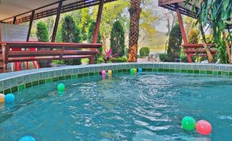 Lemon Chalet Kaeng Krachan Resort