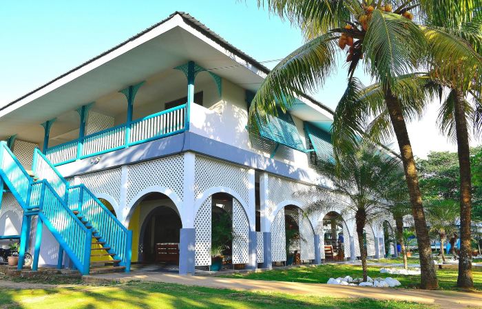 Arenas Beach Hotel