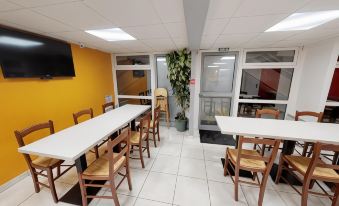Premiere Classe Cambrai - Proville