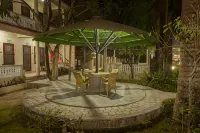 Sauraha Resort