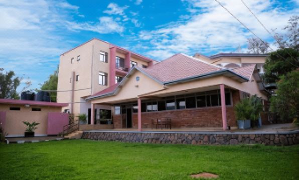 Romalo Hotel & Apartments