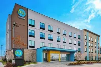 Tru by Hilton Terrell