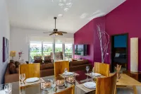 Luxury Condos at Mareazul Beachfront Complex with Resort-Style Amenities - Homestays