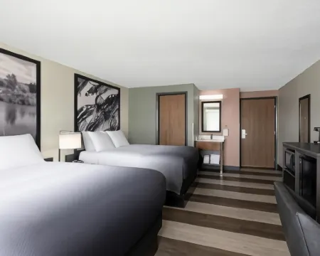 Super 8 by Wyndham Conrad コンラッドのホテル