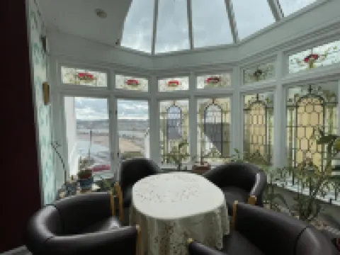 Headlands Hotel