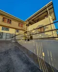 Beautiful Modern 2BR Condo With Full Amenities Hotels near Pleasant Prospect