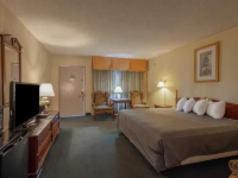 皇家假日汽車旅館由貝爾維拉蓋洛普I-40 蓋洛普酒店