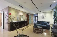 You & CO. J. Botánico Boutique